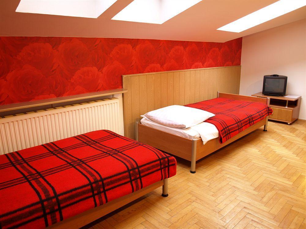Cracow Old Town Guest House Krakow Bagian luar foto