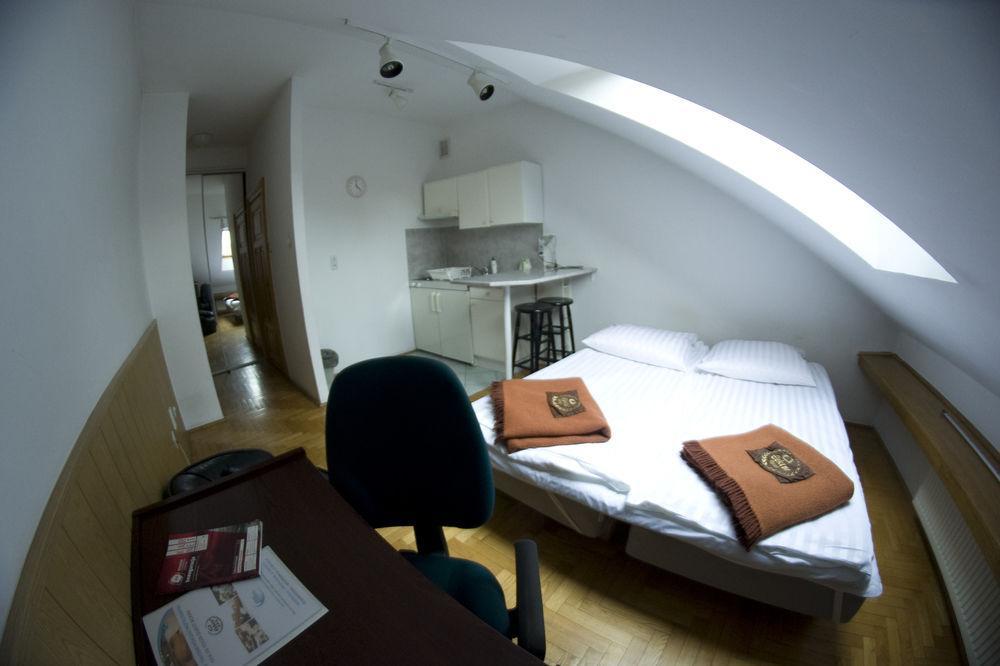 Cracow Old Town Guest House Krakow Bagian luar foto
