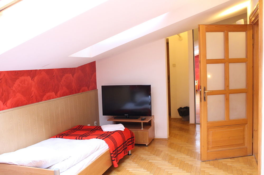 Cracow Old Town Guest House Krakow Bagian luar foto